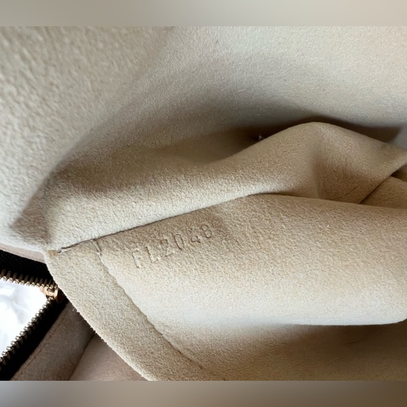 Louis Vuitton Monogram Manhattan GM Tote|Satchel, Canvas|Vachetta|Leather - Picture 11 of 16